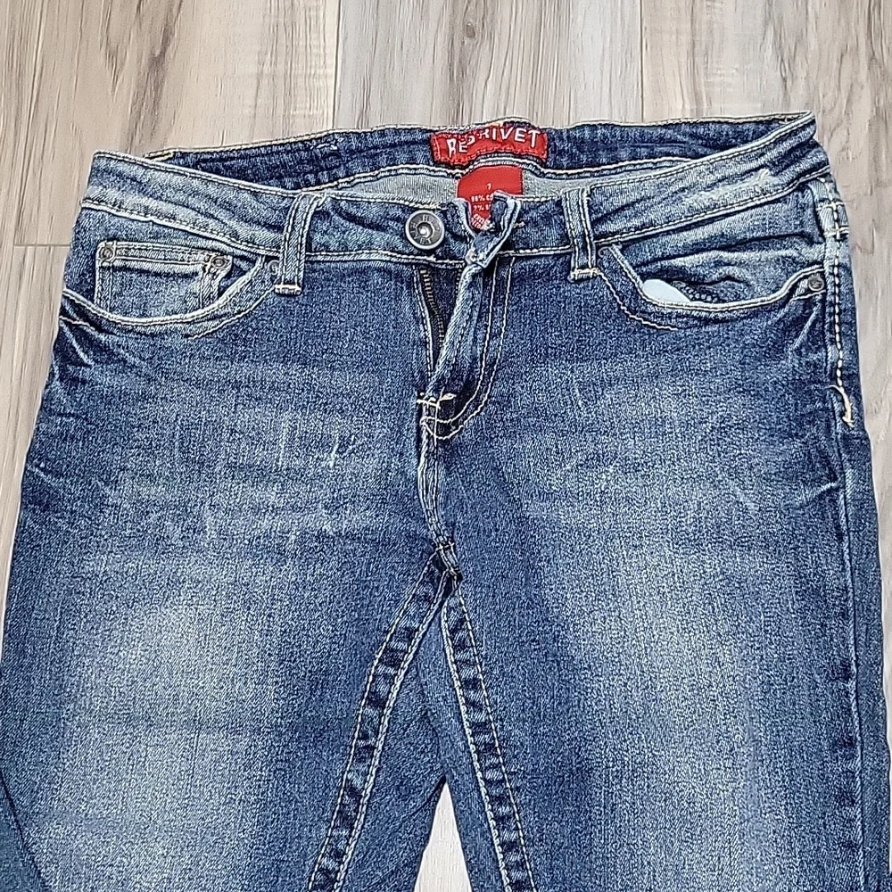 Low Rise Stretch Skinny Jeans - Size 7